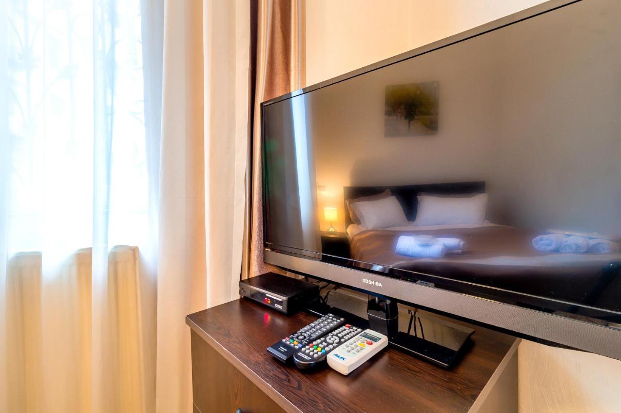 V Park Hotel Tbilisi ภายนอก รูปภาพ